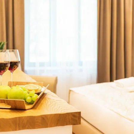 Waldschloss * Χέρινγκσντορφ