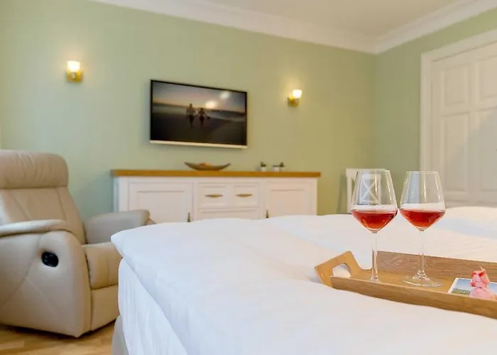 Waldschloss Hotel *